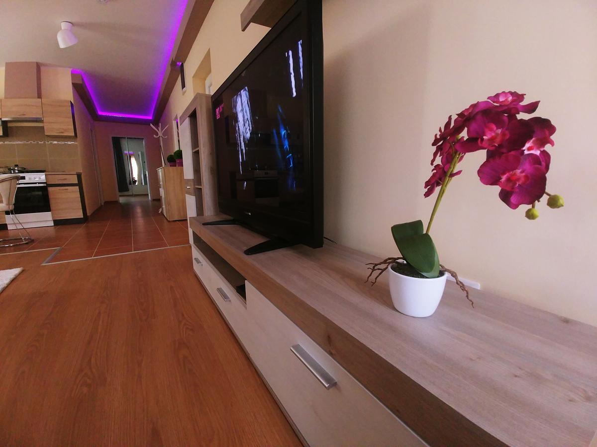 Sarok Apartmanhaz Mako Exterior photo