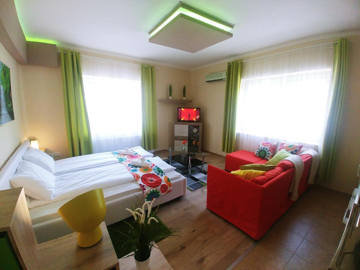 Sarok Apartmanhaz Mako Exterior photo