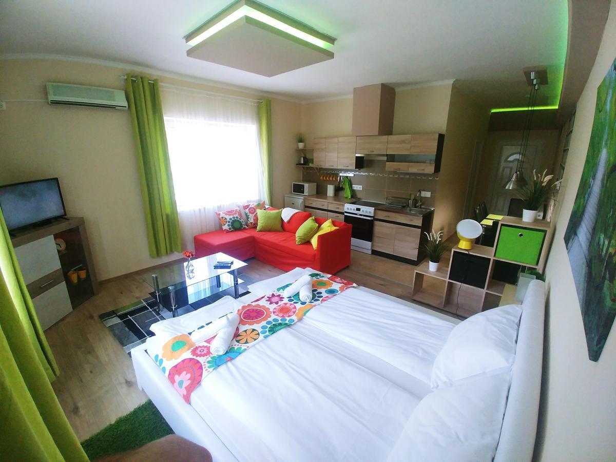 Sarok Apartmanhaz Mako Exterior photo