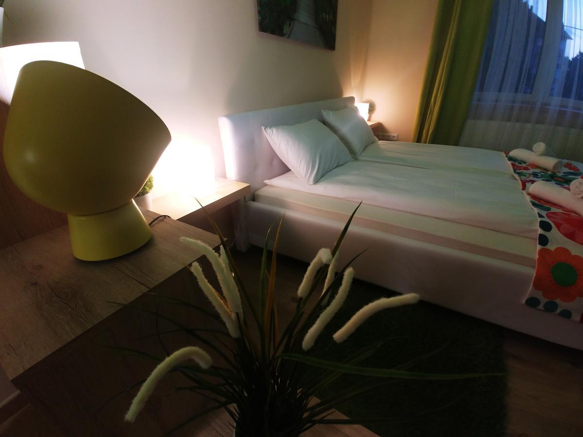 Sarok Apartmanhaz Mako Exterior photo